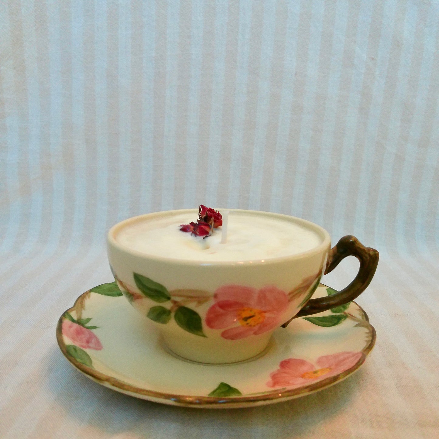 02 Tea Cup Candle with Saucer